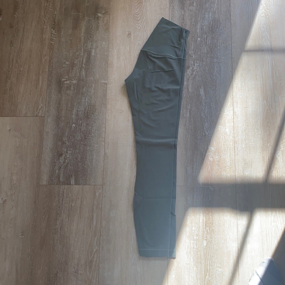 Lululemon Aligns 25”